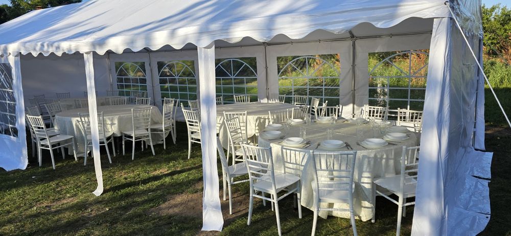 Închiriem corturi evenimente