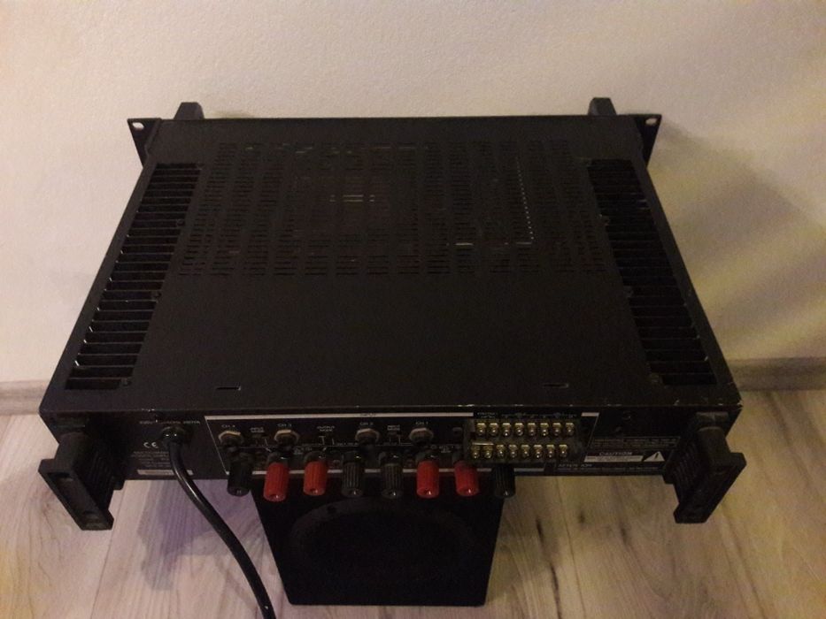 Amplificatoare stații Boxe Japan