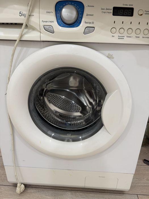 Продам стиральную машинку автомат