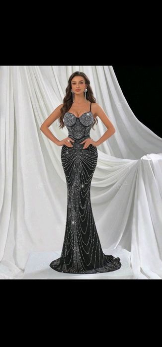 Дамска официална дълга рокля с камъни