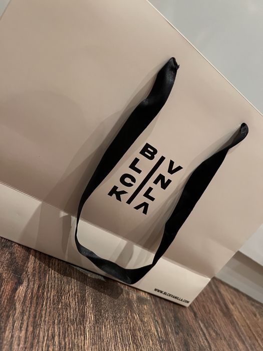 Black vanilla клин с етикет нов