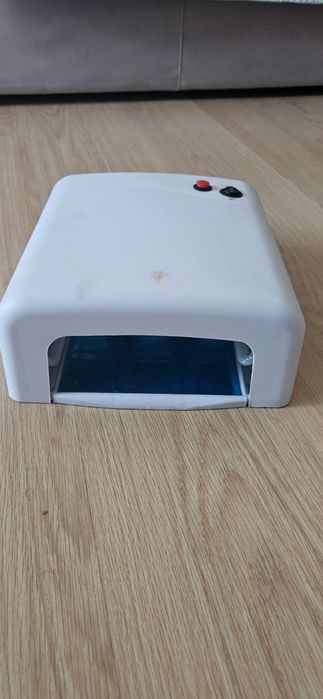 Лампа для маникюра