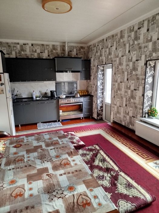 Jizzax shahar markazida shinam hovli sotiladi!