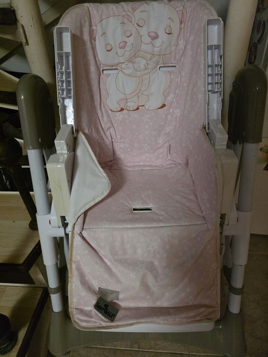 Бебешки количка, стол за хранене и легло