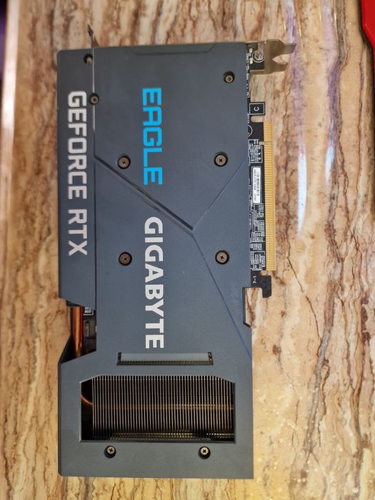 Видеокарта RTX gigabyte 3060 Ti 8 gb