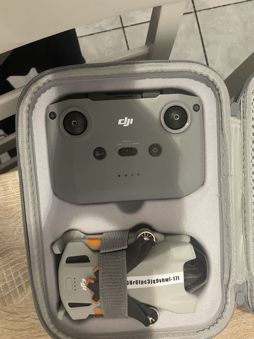 Drona Dji mini 3