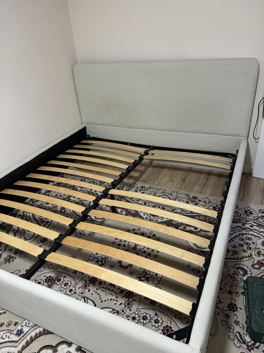 Продам кровать буу