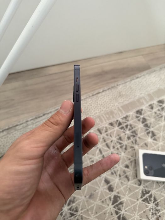 Продам айфон 13 128gb