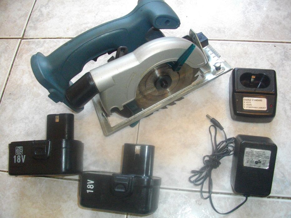 Нов немски акумулаторен 18 Волта РЪЧЕН ЦИРКУЛЯР с 2 Батерии T.I.Р.