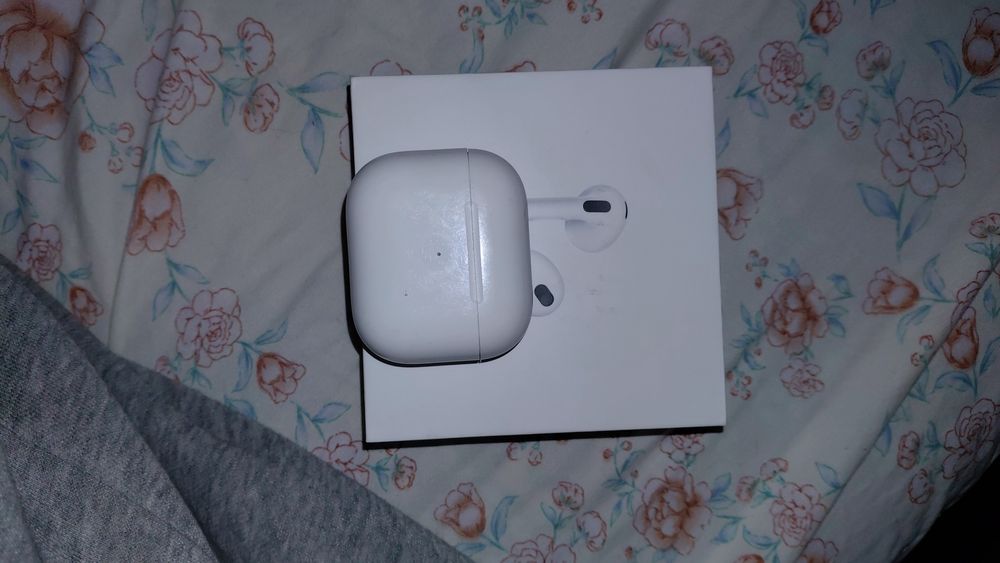 Продам Airpods 3 оригинал