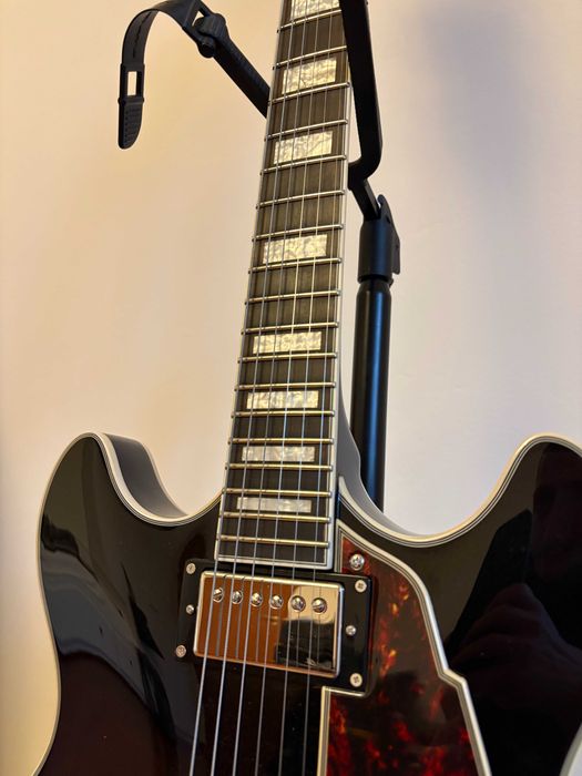 D-Angelico Premier DC Black Flake
