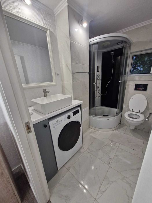 Inchiriez apartament pe termen lung!