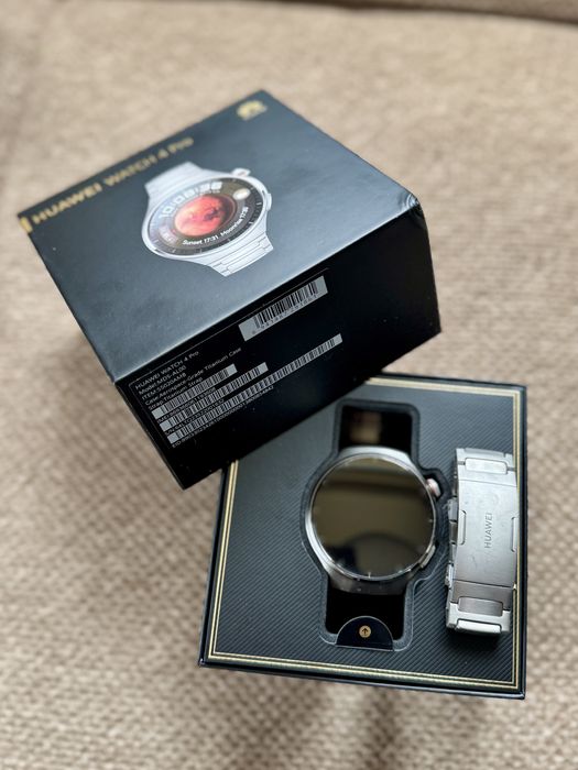 Смарт часовник Huawei Watch 4 Pro