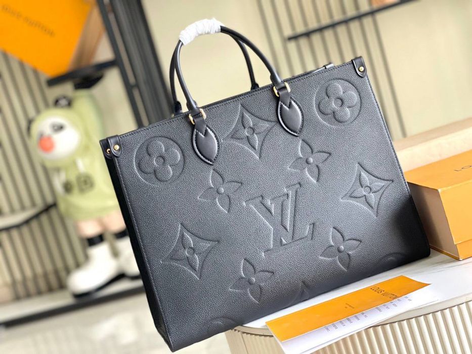 Geanta Louis Vuitton OnTheGo