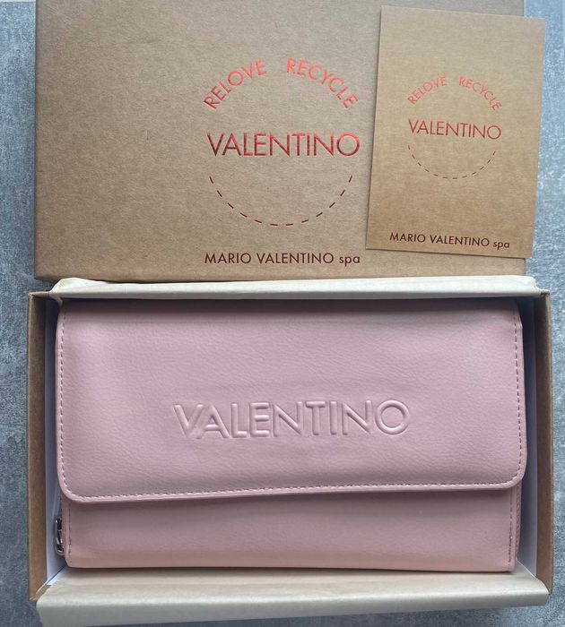 Оригинална чанта Valentino