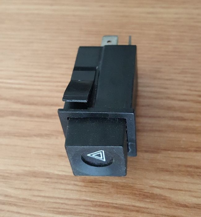 Buton releu avarie auto cod 6375 100 nou