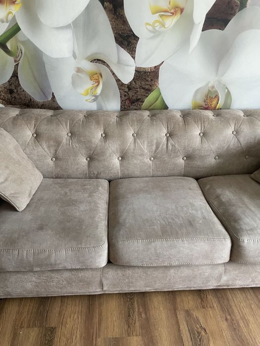 Canapea Chesterfield 3 locuri extensibila