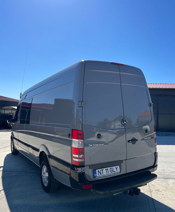Mercedes Sprinter 319 CDI motor 3.0 litri 190C.P.