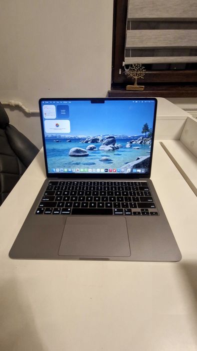 MacBookMacBook Air M2 13,6” 2022 | 8GB RAM | 256GB SSD Space Gray