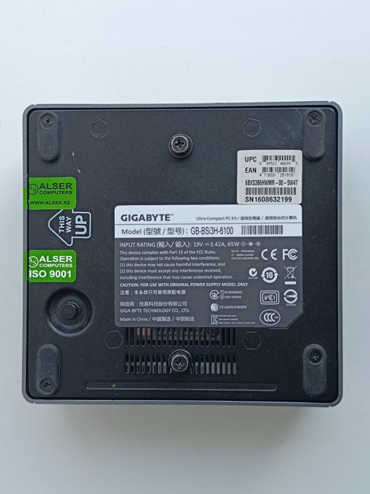 Мини ПК Gigabyte BRIX i3-6100U / 8GB RAM / SSD 128GB
