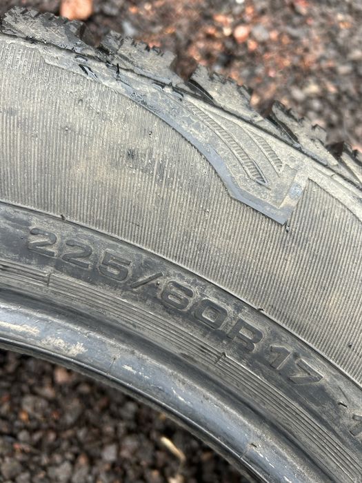 Зимние шипованные резины R17