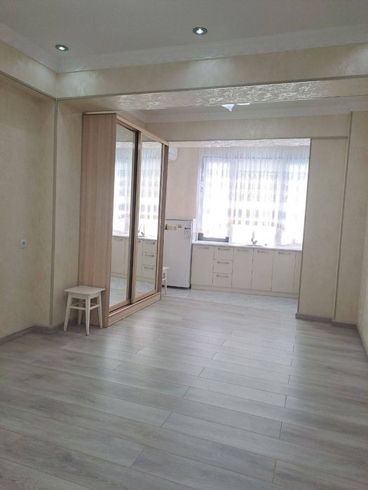 Продам 1/10/11 Буюк ипак йули метро