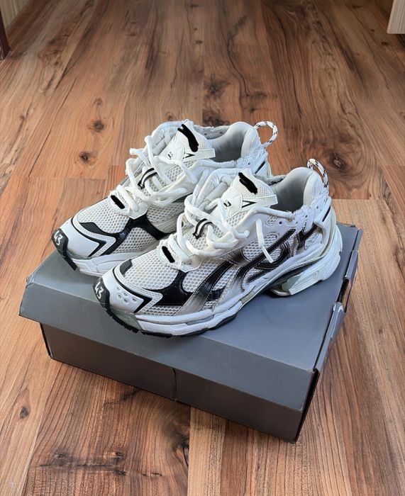 Balenciaga runners gradient
