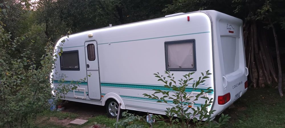 Rulotă Coachman Pastiche 530/4, înmatriculată în România