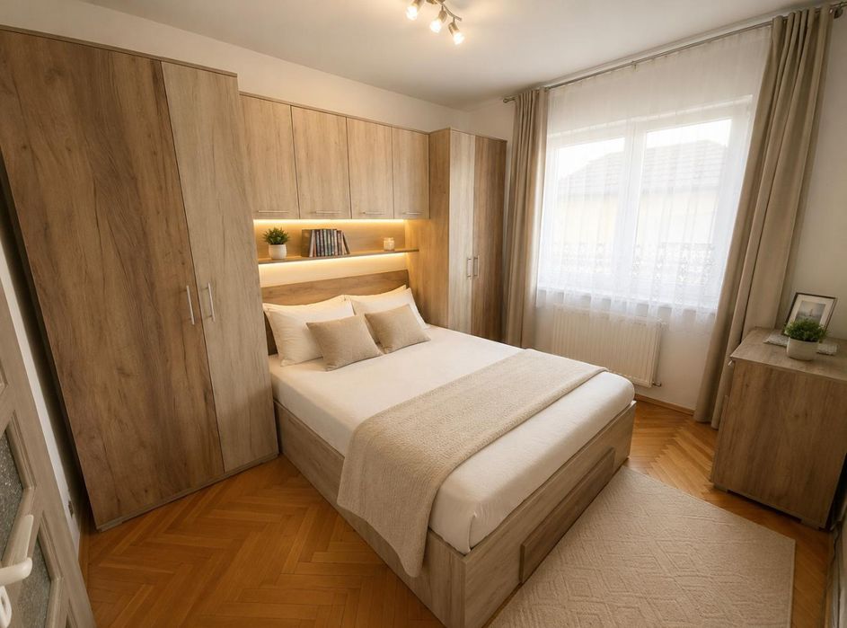 Vand apartament  decomandat