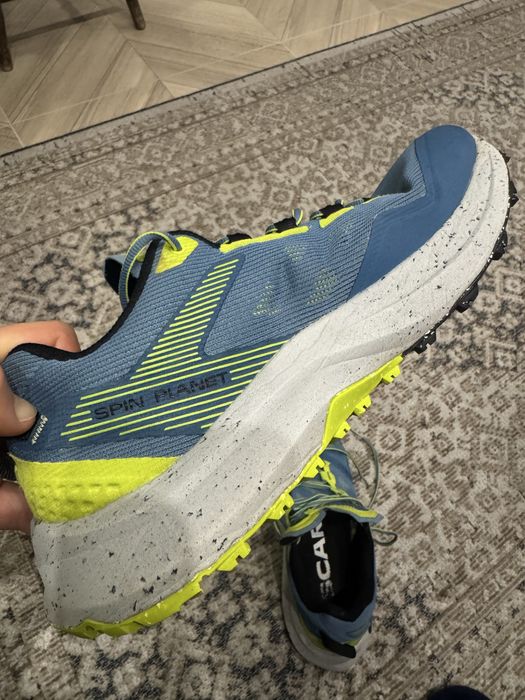 Продавам маратонки за бягане Scarpa