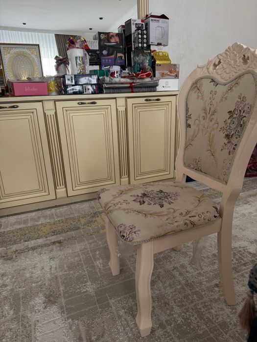 Продается стулья