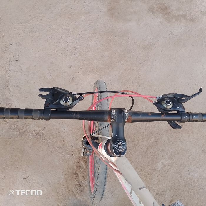 Tecno spark 1go тел