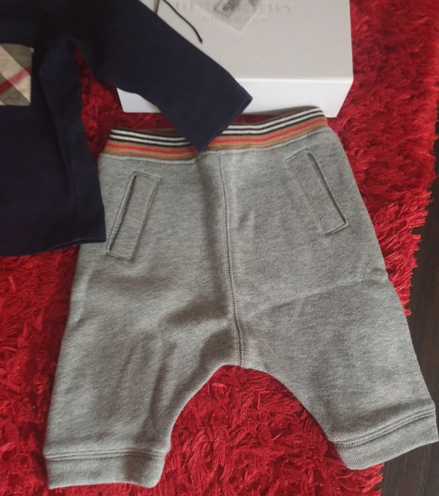 Body,pantalon si bluza burberry  originala noi