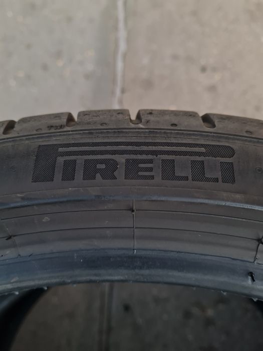 Летни гуми 2 броя PIRELLI Pzero 245 35 R20 дот 2122