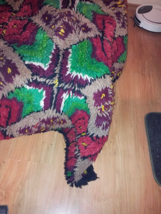 Китеник цветен 100% вълна и ръчно тъкан