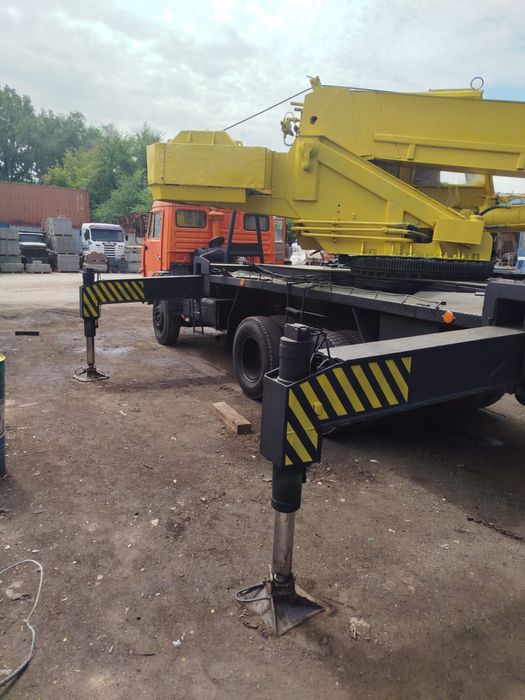 Продам автокран Ивановец 25т
