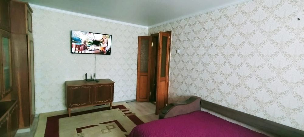 Продам 2 ком Универмаг