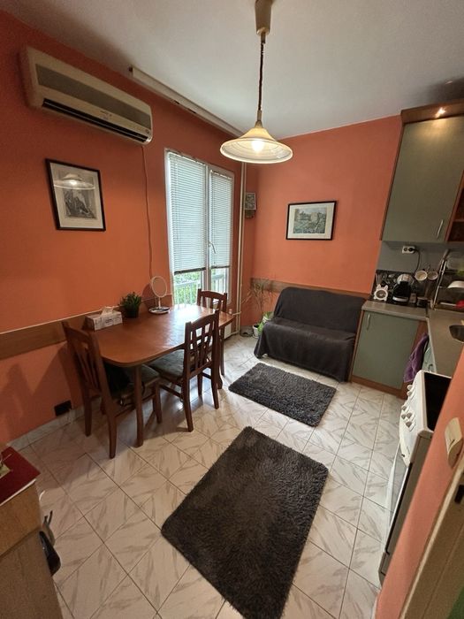 Дава се под наем Двустаен апартамент в Плевен, Широк център - 71 кв.м за 306 € - Снимка #1