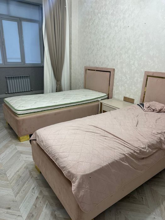 Продается кровать С матрасом