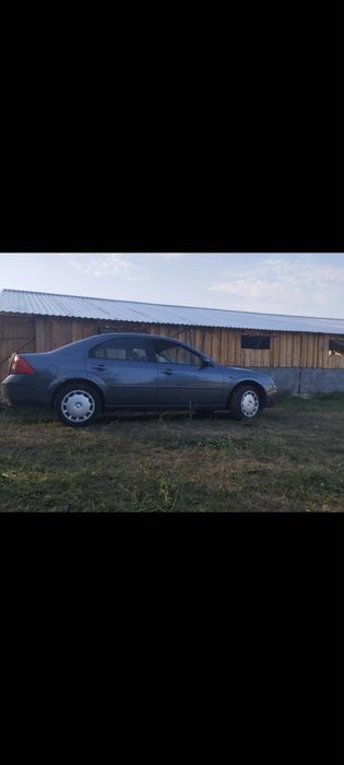 Vând Ford Mondeo pentru piese
