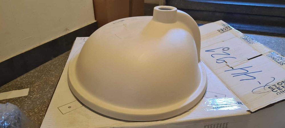 порцеланова мивка Roca Berna