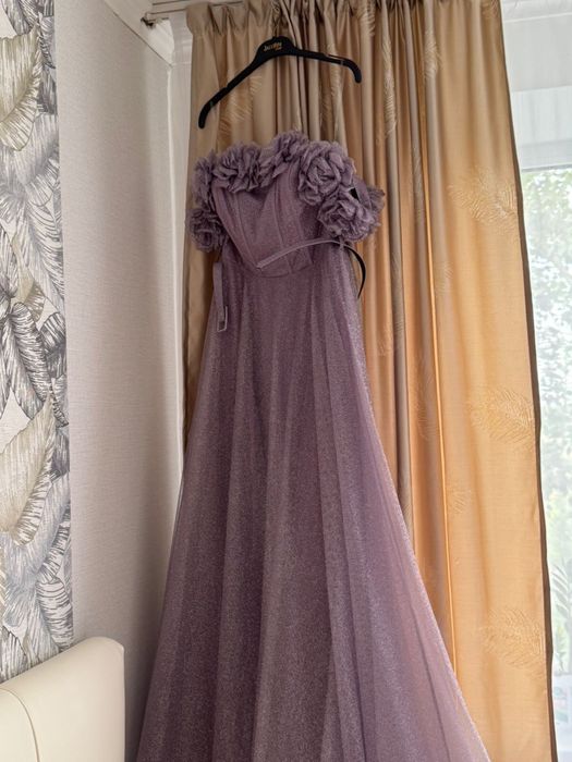 Вечернее платье