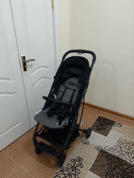 Детская коляска EVENFLO Б/У с коробкой, среднее состояние,складываемая