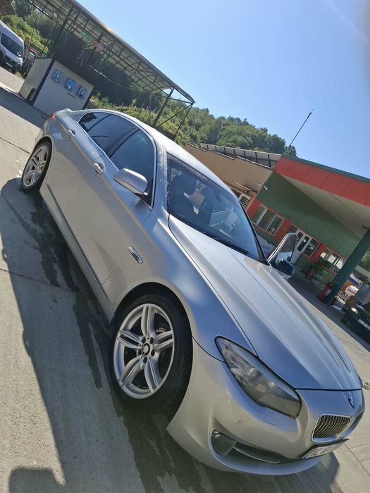 Vand bmw seria 5 f10 2.0D 184 Cp , an 2012 acte valabile fiscal pe loc , voland parte dreapta înscrisa de romania   , Pret 5000€ negociabil