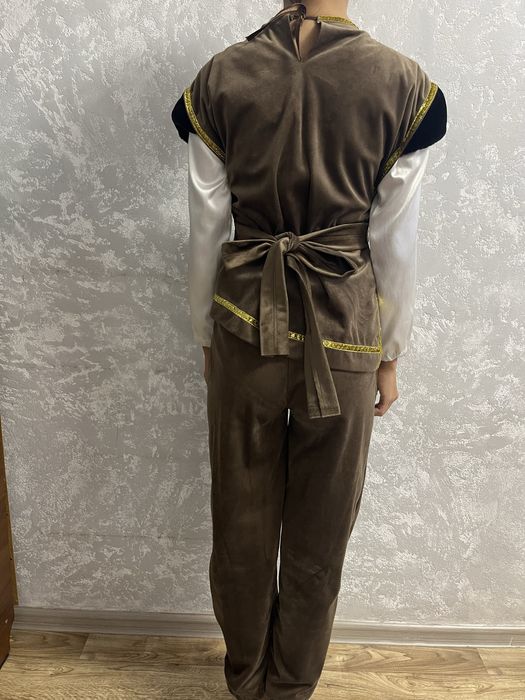 Казахский национальный костюм