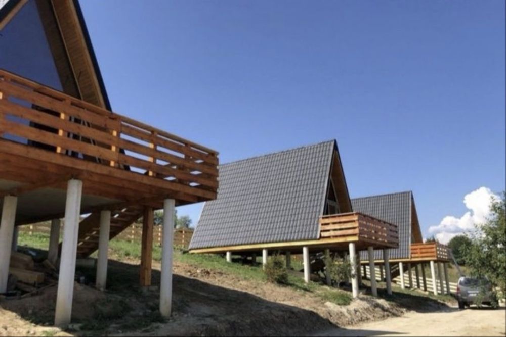 Vindem cabane tip casuta sau Aframe