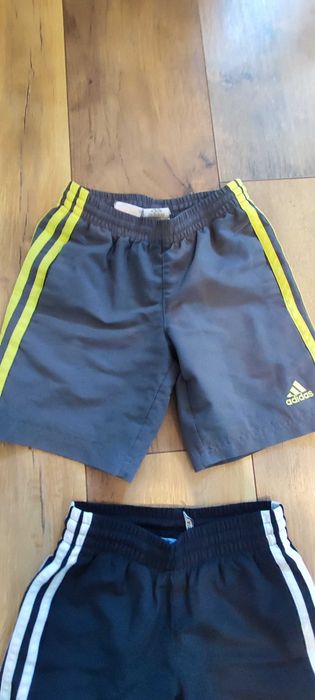 Шорти adidas размер 3-4