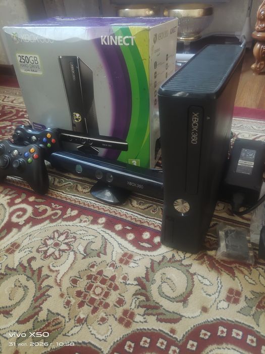 Продается Xbox 360 Slim 250GB RGH + Kinect