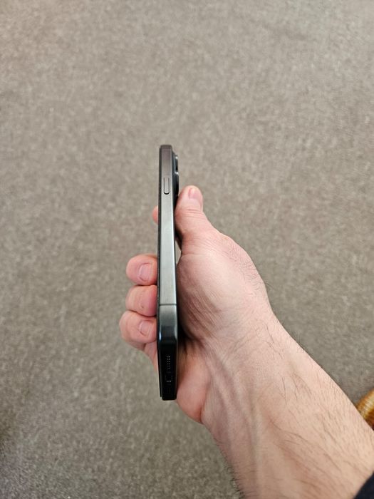 Vand/schimb Iphone 15 pro max 256 GB