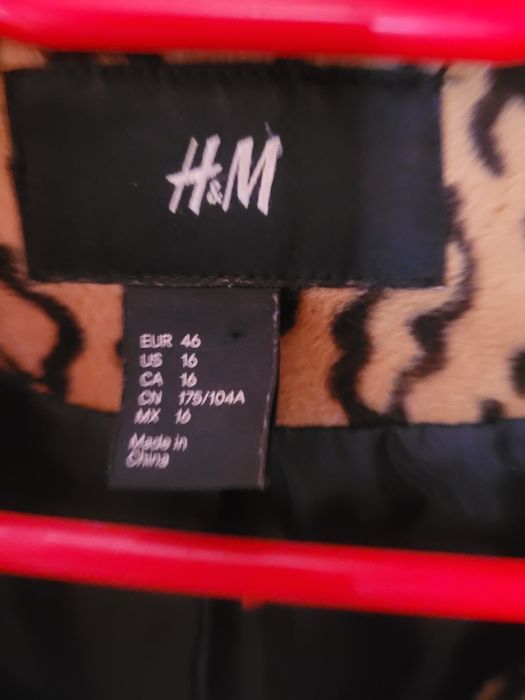Pardesiu H&M dama